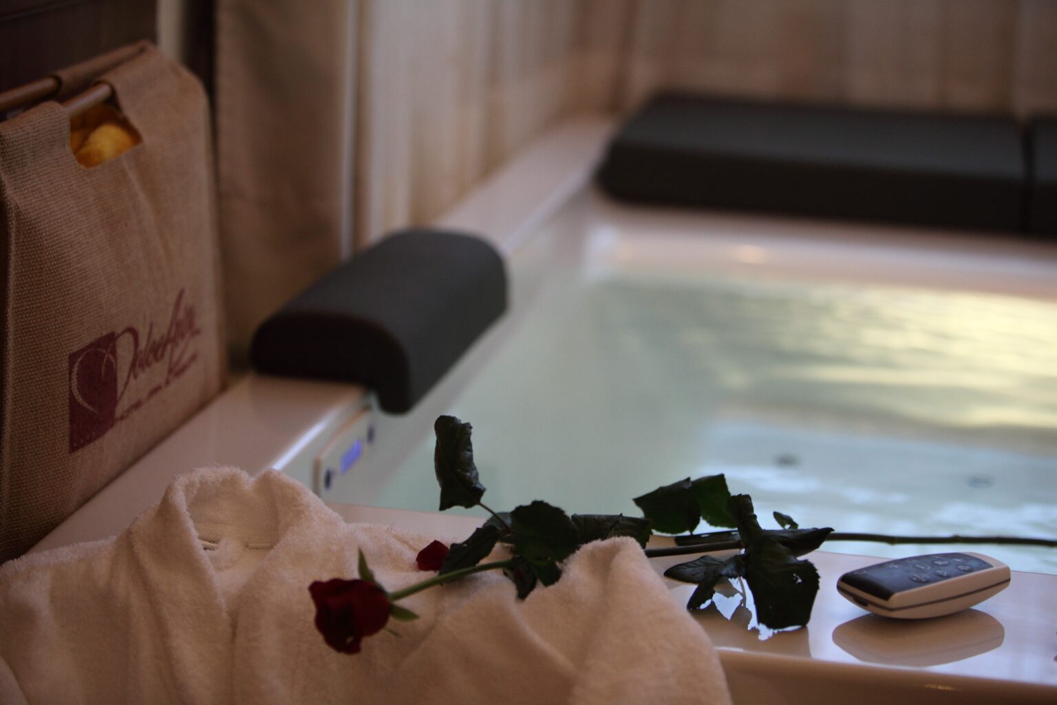 rosa in spa suite dolce avita
